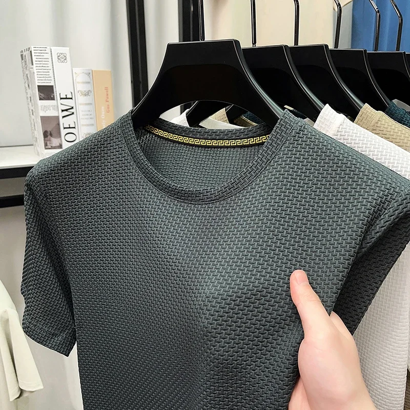 New Men's Casual and Fashionable Bone Flower Short Sleeved Round Neck T-shirt – Image 6